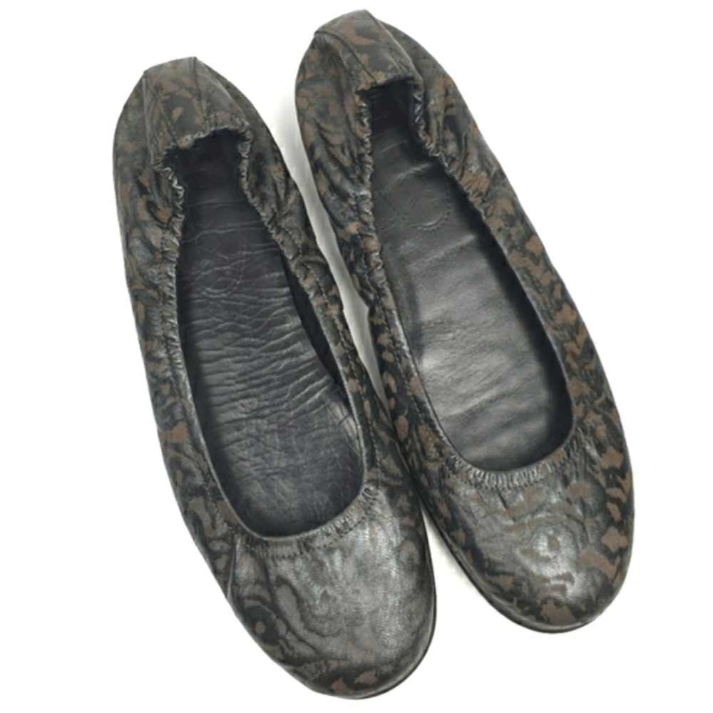 The Flexx Dolce Gunmetal leather comfort stretchy ballet flat shoes US 8.5